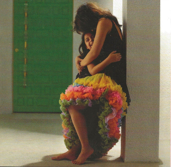 Camila Cabello – Familia LP