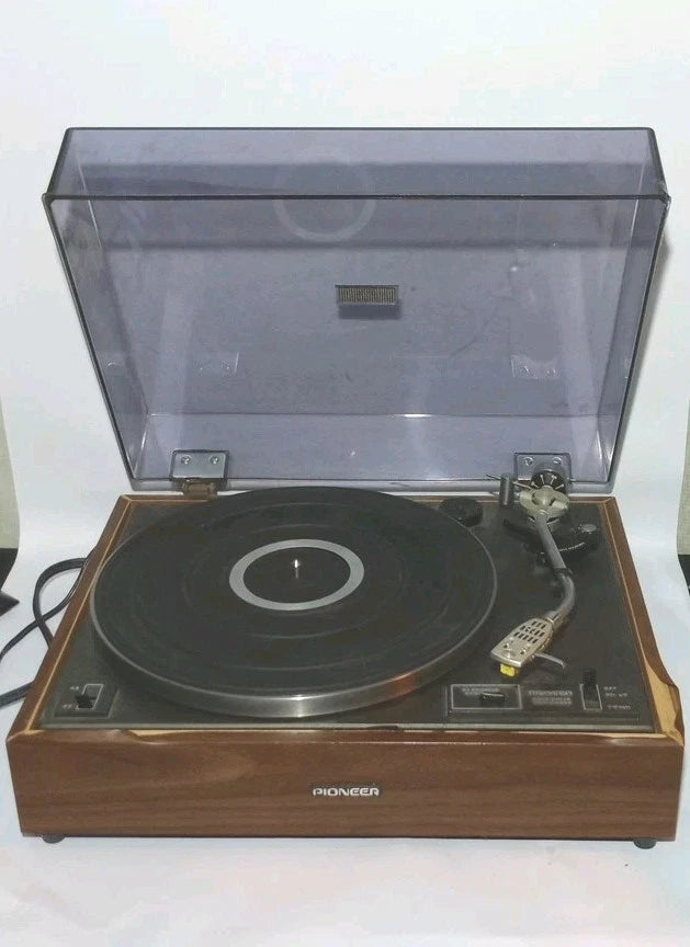 Pioneer PL 120 Turntable