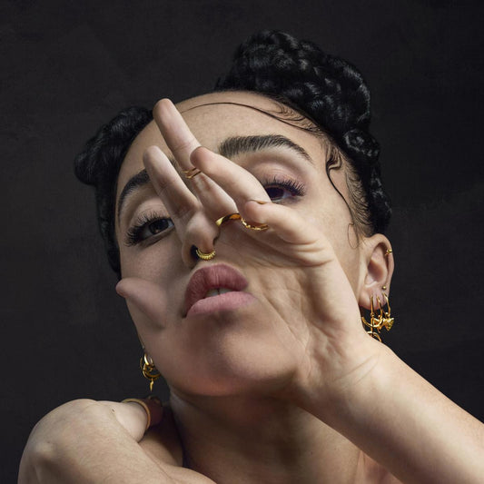 FKA TWIGS - M3LL155X