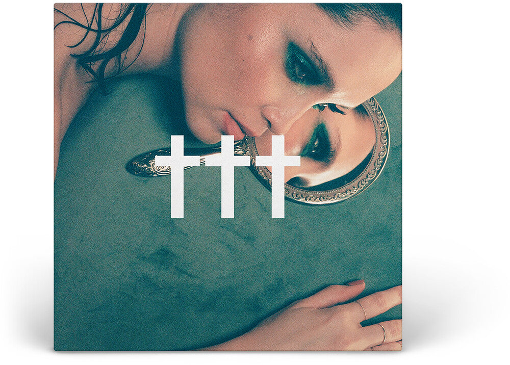 the album cover for +++ (Crosses) - Day One / Vivien [Vinyl Single]