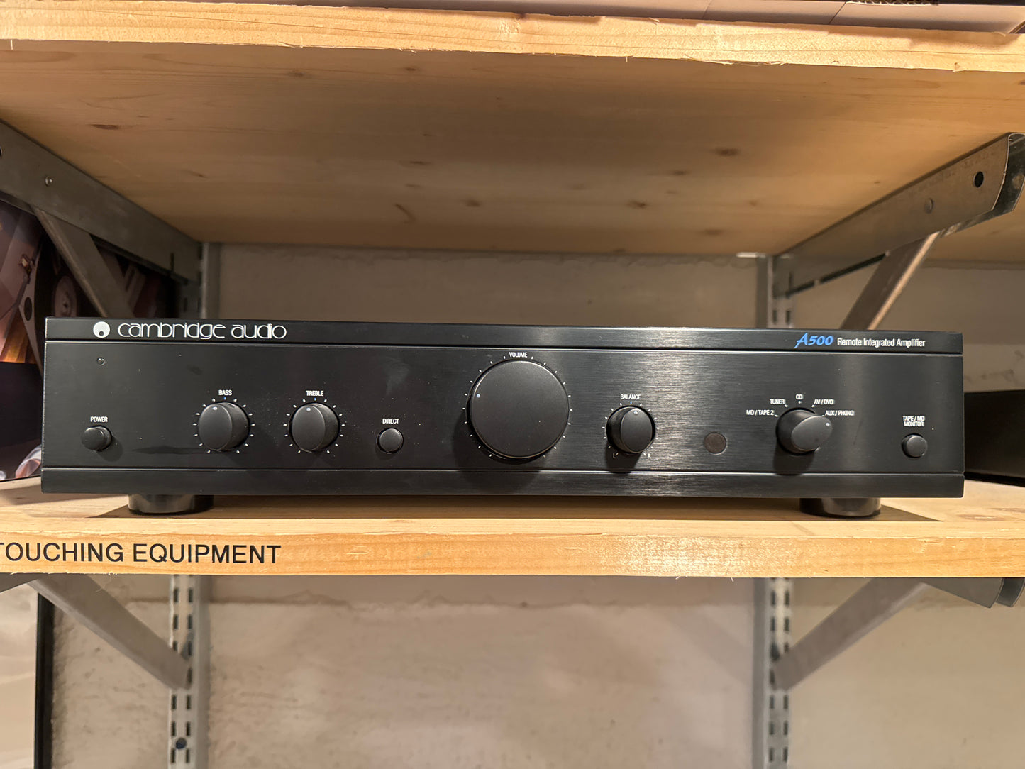 Cambridge Audio A500 Integrated Amplifier w/remote