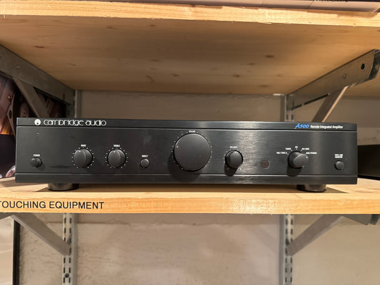 Cambridge Audio A500 Integrated Amplifier w/remote
