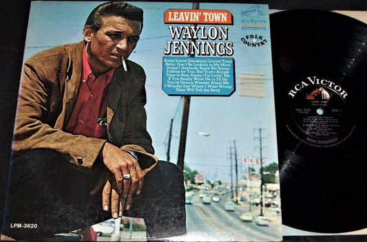 Waylon Jennings - Leavin' Town LP