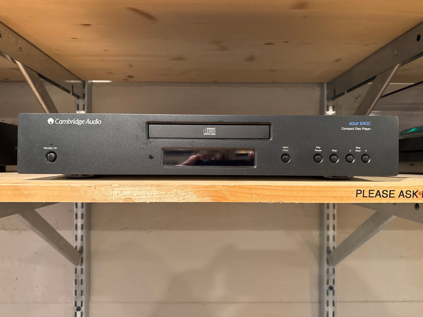 Cambridge Audio Azur 640c CD Player w/remote