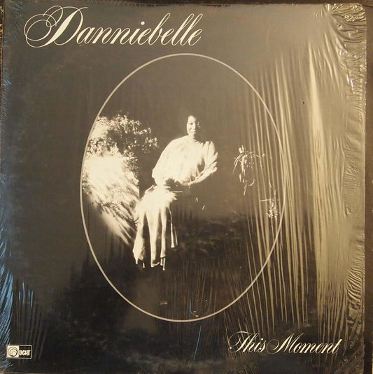 Danniebelle – This Moment LP