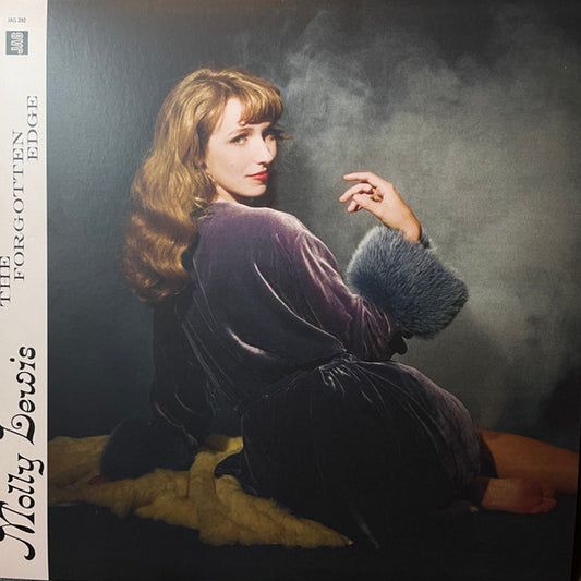 Molly Lewis – The Forgotten Edge (Red Transparent) EP