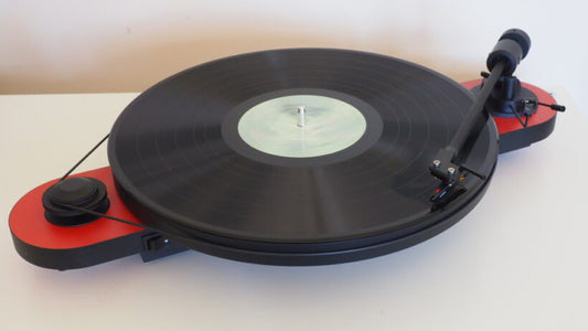 Pro-Ject Elemental USB Turntable